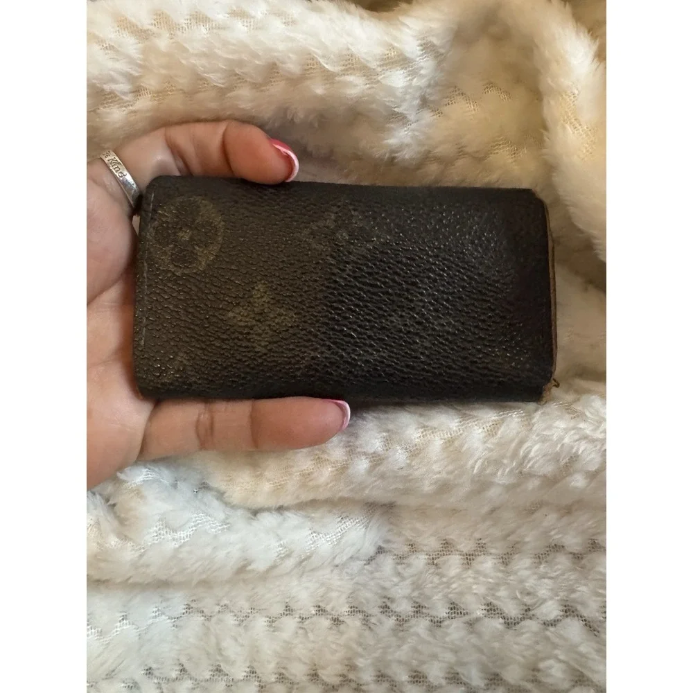 Vintage Louis Vuitton Monogram Four‎ Key Holder Made In France Authentic